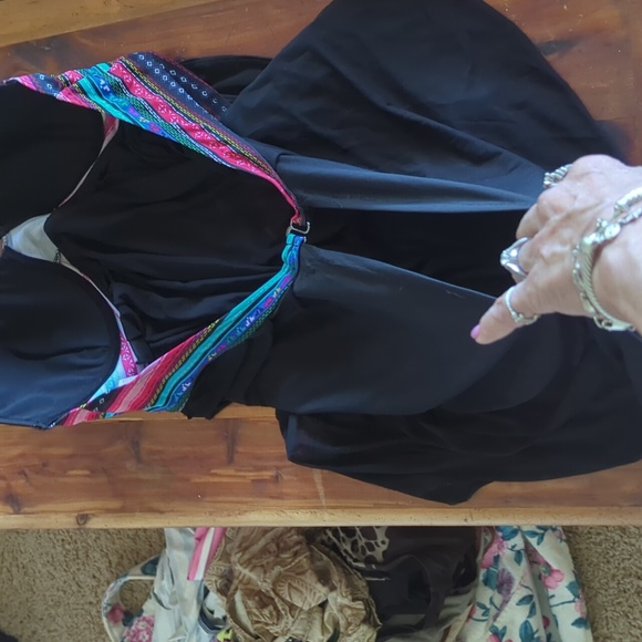 Swimsuit - Picture 7 of 7